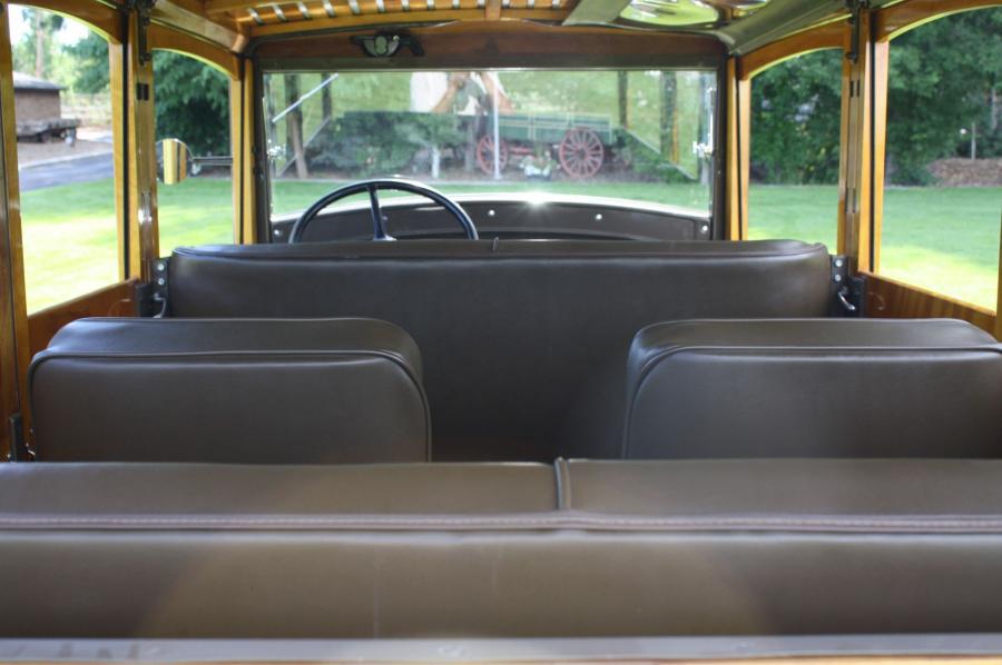  Ford Model B-150 Station Wagon 1932 года  (фото 11 из 15)
